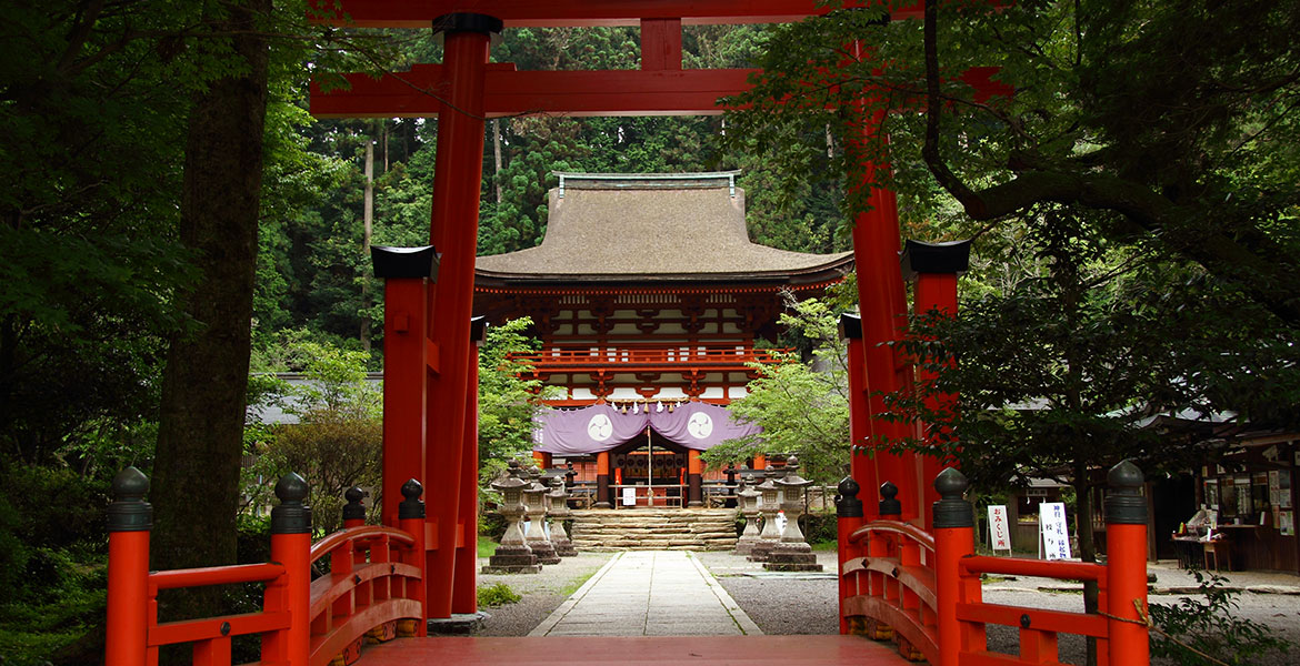 高野山の鎮守社 丹生都比売神社