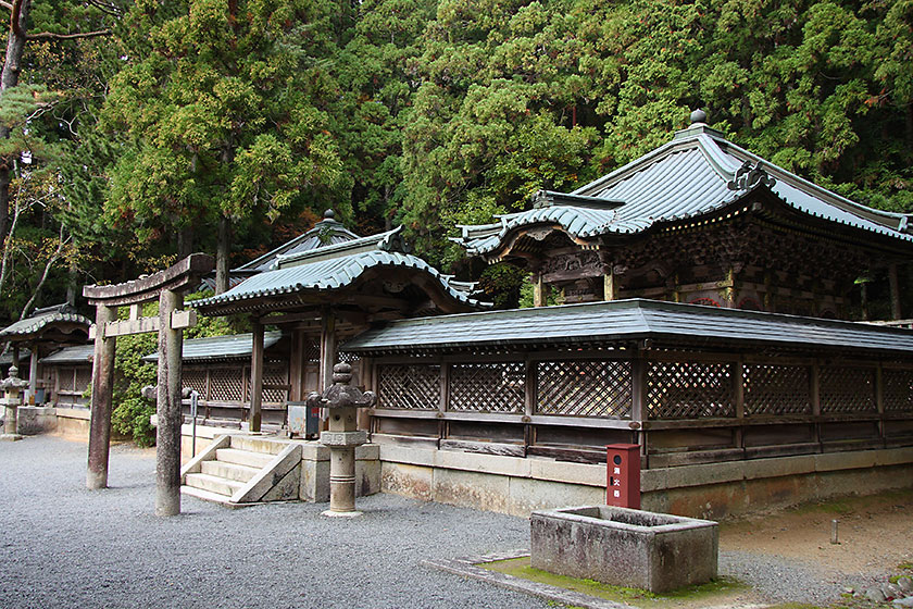 高野山 徳川家霊台